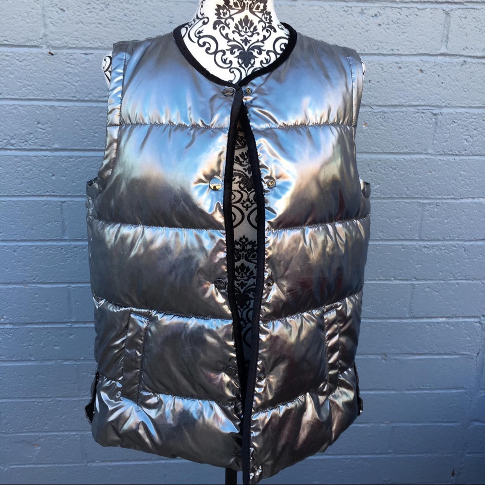 Calvin Klein Silver Puffy Performance Vest - Picture 1 of 8